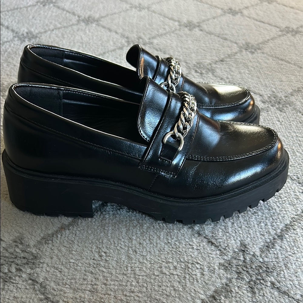Yetier Platform Loafers with Chain Detail
